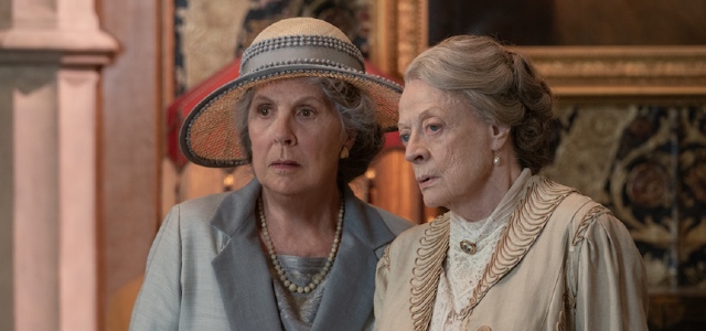 Downton Abbey: A New Era Star Dame Maggie Smith's Best Movies ...